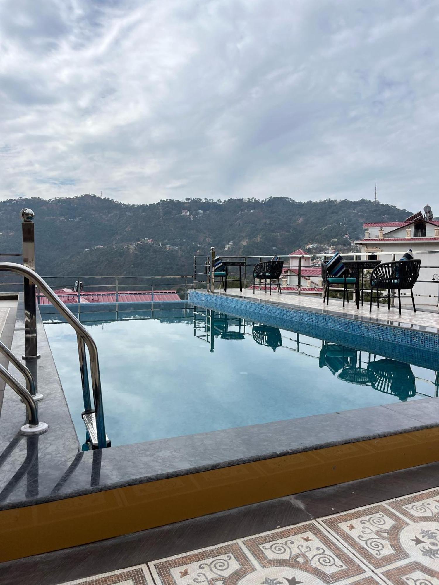 Villasita Resort Касаули Екстериор снимка